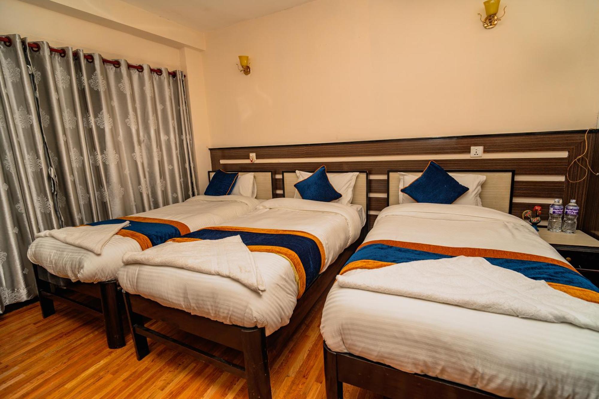 Karma Travellers Home Kathmandu Exteriör bild